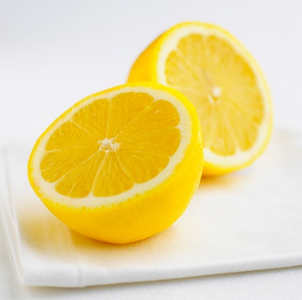 5-benefits-of-drinking-lemon-water